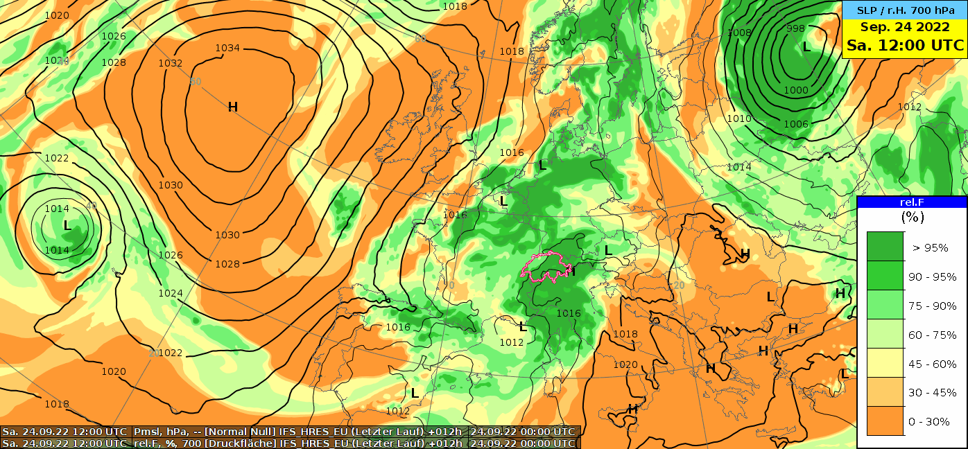 Animation des Bodendrucks und der Luftfeuchtigkeit auf 700 hPa (ca. 3000 m, grün = feucht, orange = trocken) im Zeitraum von heute Samstag, 24. September 2022, 12 UTC bis Donnerstag, 29. September 2022, 00 UTC in 12-stündigen Schritten.