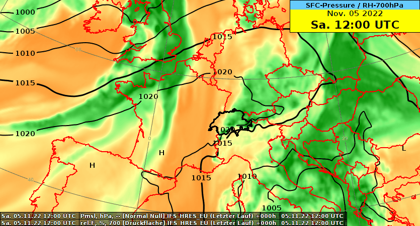 Animation des Bodendruckfeldes (schwarze Linien) und der relativen Luftfeuchtigkeit auf 700 hPa (farbige Flächen) des IFS Modells (ECMWF) vom 5.11.2022, 12Z bis 07.11.2022, 00Z.
