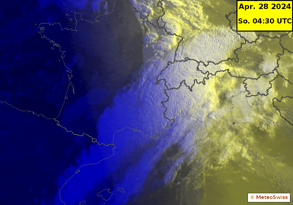 Satellitenbildanimation vom Sonntagmorgen zwischen 06:30 und 09 Uhr. Ein eindeutiges Zeichen, dass die Luft mit Saharastaub angereichert war, ist die gerippelte Struktur der Wolkenoberfläche. Bild: MeteoSchweiz