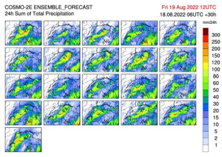 Ensemble Prognosen (21 Berechnungen) des COSMO 2E für den 24-stündigen Niederschlag bis am 19.08.2022, 12 UTC, zeigt die Unsicherheiten in der Niederschlagsprognose.