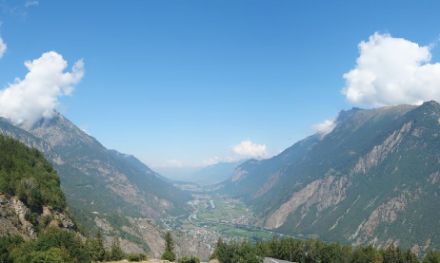 In Ravoir ob Martigny hatte es um die Mittagszeit erst wenige Wolken, wodurch man in dieser Gegend den Spätsommer geniessen konnte.