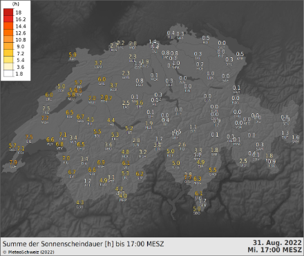 Sonnenscheindauer in Stunden bis 17 Uhr. Der Gradient Südwest-Nordost ist augenscheinlich.