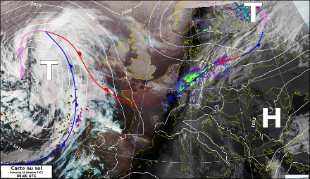Wetterkarte vom Dienstag 8 Uhr Lokalzeit. 
Das Satellitenbild vom frühen Morgen zeigt die Druckverteilung im Bodenfeld, die Frontenanalyse sowie die Wolken-, Niederschlags- und Blitzverteilung über Europa. Im Bereich der Kaltfront haben sich bereits in der Nacht über Frankreich und später auch über Deutschland in der labileren und feuchteren Luft Gewitter gebildet. Die Schweiz war nur randlich von Ausläufern dieser Kaltfront tangiert. 
Quelle: MeteoSchweiz