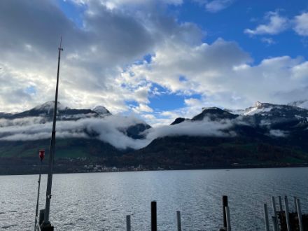 See, Berge und Wolken.