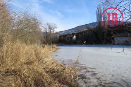 Gefrorener See