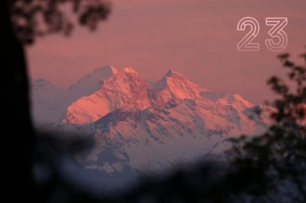 Alpenglühen am Mönch, Eiger und der Jungfrau, 23. Mai 2021.