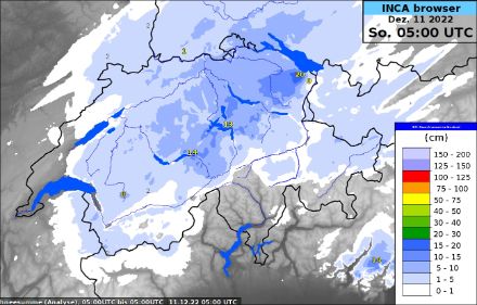 Analyse der Neuschneemengen: Berechnete 24h-Summe am 11.12.2022 bis 5 UTC. 
