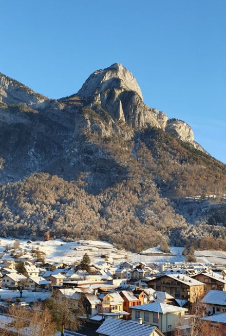 Der Gonzen bei Mels bzw. Sargans (SG) im Licht der aufgehenden Sonne