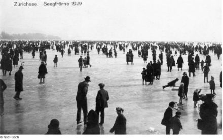 Trotz der eisigen Kälte wagten sich im Februar 1929 viele Leute auf den gefrorenen Zürichsee.