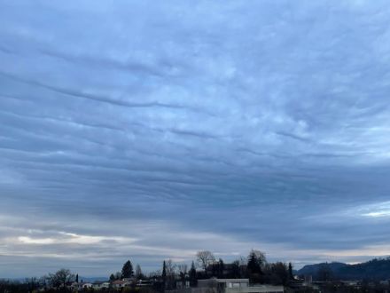 Wolken in Kehrsatz bei Bern