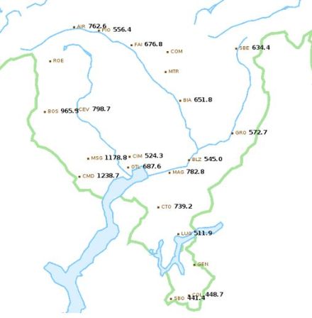 Im April 1986 häuften sich die Südstaulagen in extremem Mass. So wurden im Tessin nicht weniger als 24 Niederschlagstage gezählt. Die Monatssummen waren teilweise extrem hoch. Im Centovalli und im Onsernonetal, wo bei Südstaulage stets die grössten Niederschlagssummen zusammenkommen, wurden rund 1200 mm registriert. Dies entspricht in etwa der Jahresssumme an vielen Orten der Alpennordseite.