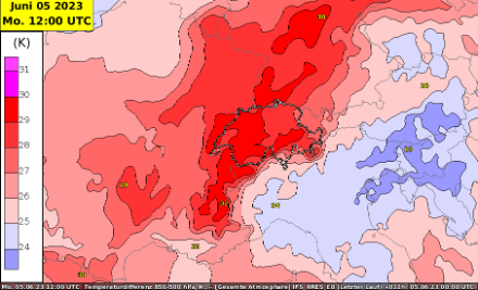 Temperaturdifferenz zwischen dem 850 und dem 500 hPa Druckniveau, ein simples Mass für die Labilität. 12h Prognose des deterministischen HRES Modelllaufs des ECMWF. 