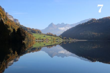 Herbst am Klöntalersee, 7. Oktober 2022. Foto: D. Gerstgrasser
