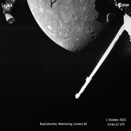  Foto von Merkur und Teilen der Sonde BepiColombo