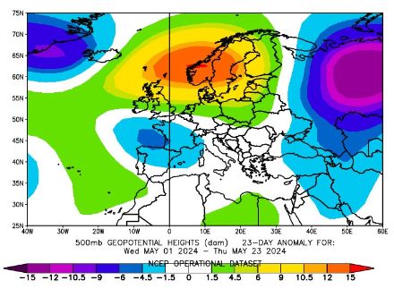 Anomalie des Geopotentials auf 500 hPa zwischen dem 1. Mai und 23. Mai 2024. Negative Abweichungen in blau bis violett, positive Abweichungen in grün bis rot. Als Gegenpol der negativen Abweichung über Westeuropa fungiert ein blockierendes Hoch über Skandinavien.