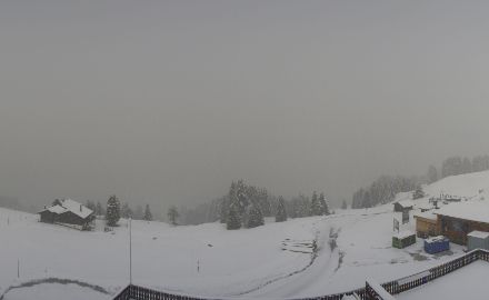 Winterliche Landschaft im Schanfigg am Freitagmittag auf rund 1800 Metern.