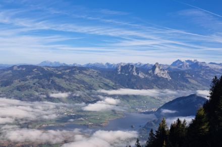 Von der Rigi Scheidegg aus konnte man die Nebelauflösung vom 1. November schön mitverfolgen.
