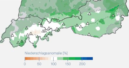 Niederschlagsanomalie für das Sommerhalbjahr 2024 im Vergleich zur Referenzperiode 1991-2020. Der Zeitraum Mai-Oktober 2024 brachte verbreitet mehr Niederschlag als in der Referenzperiode, einzig in den zentralen Schweizer Hochalpen blieben die Niederschläge leicht unter dem vieljährigen Durchschnitt.