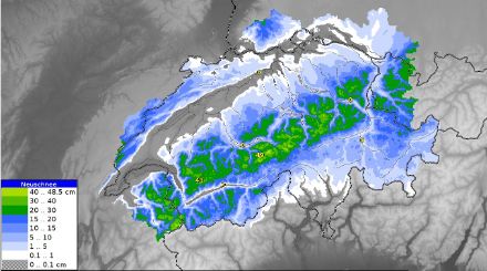 Berechnete Neuschneemengen des OSHD-Modells zwischen Donnerstagnachmittag und Freitagmorgen. 
