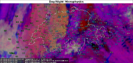 Satellitenbild und Temperatur auf 2 Meter über Boden um 4 UTC heute Nacht.