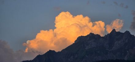 Quellwolke im Morgenlicht