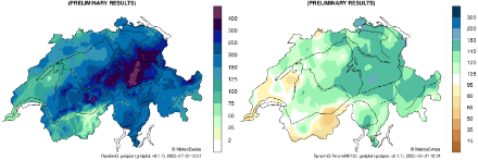 Zwei Kartendarstellungen der Schweiz mit den grössten Flüssen und Seen. Die Karten zeigen innerhalb der Landesgrenzen die Monatssummen des Niederschlags (links) und das Verhältnis zur Referenzperiode 1991-2020 (rechts) für diesen Monat.
