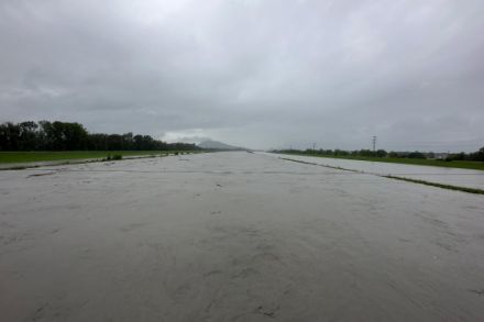 Der Rhein in Diepoldsau führte am Montag viel Wasser. Foto: Meteomeldungen/App