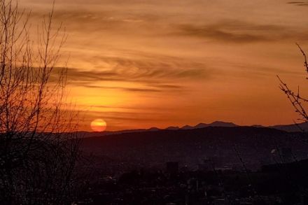 Sonnenaufgang in Bergdietikon. (Meteomeldung/App)