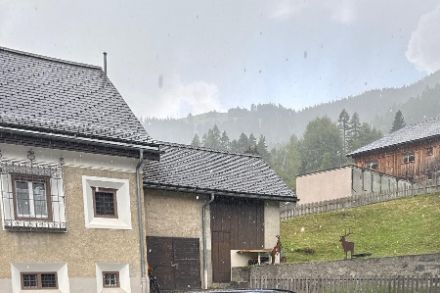 In Martina im Unterengadin kam es heute zu Hagelschlag, was im Unterengadin nur sehr selten auftritt.