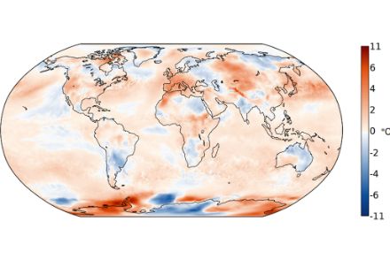 Weltkarte, welche die globale Temperaturabweichung gegenüber dem Durchschnitt 1991-2020 im Juni 2025 zeigt.